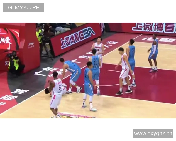 广州滑板队战术分析:深入探讨其盯防打法的独特策略与执行效果 广州滑板队战术分析:深入探讨其盯防打法的独特策略与执行效果